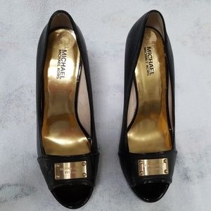 MICHAEL KORS OPEN TOE HEELS never worn